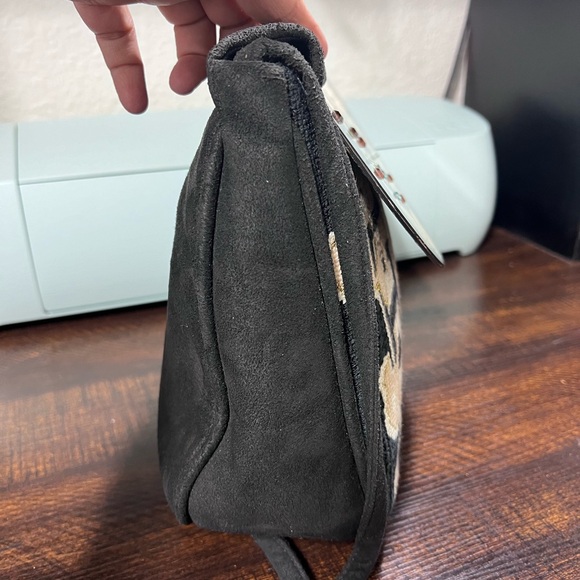 Vintage 80’s Patricia Smith Moon Bag - Picture 8 of 14